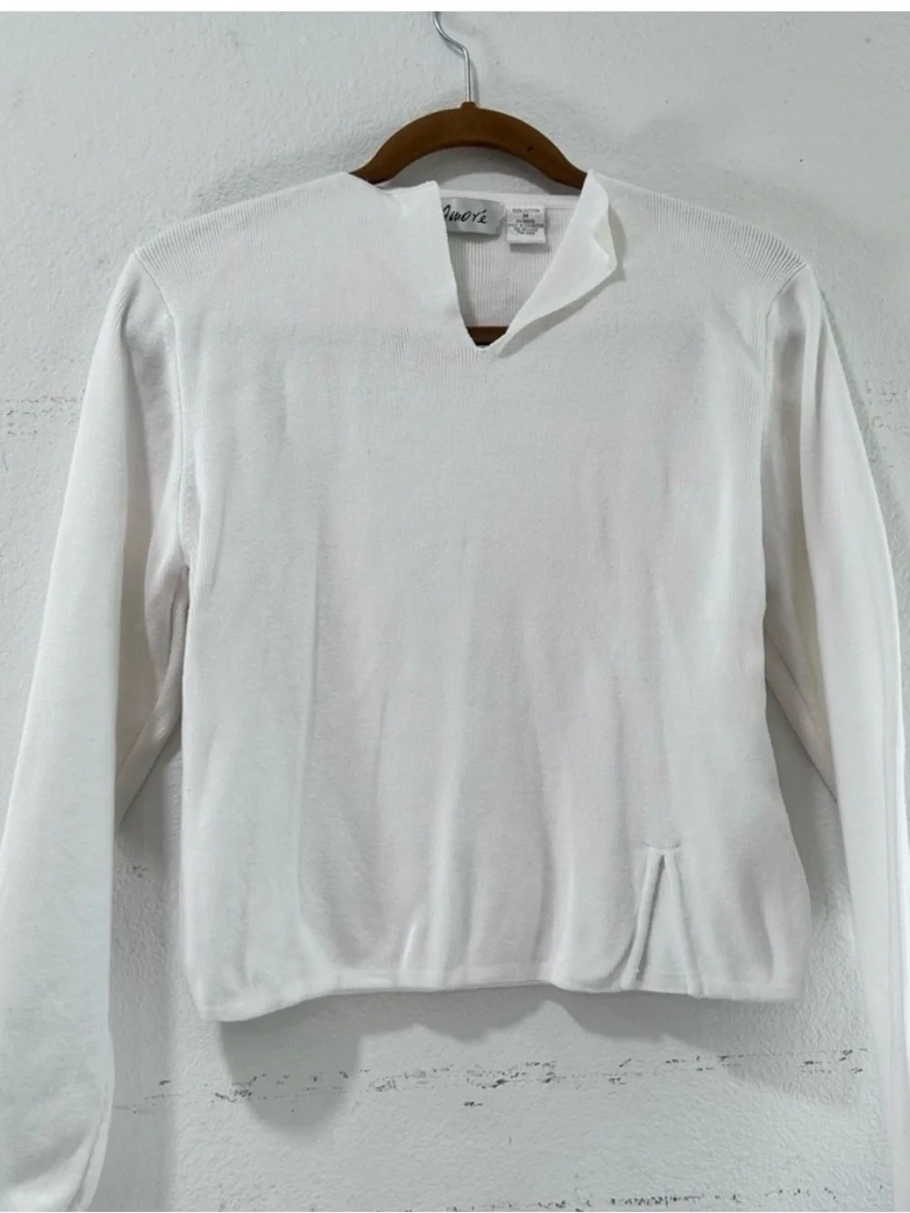 Amore White Knitting Top V-neck White White V-Neck Lightweight Sweater